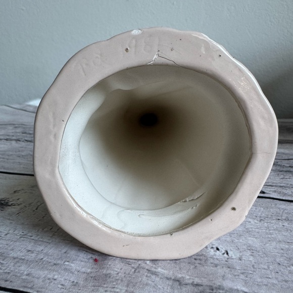 Ceramic girl young woman figurine 12 1/2" tall - Picture 11 of 12